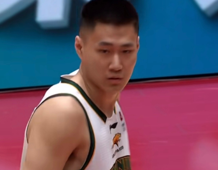 CBA常规赛卡位战：浙江男篮爆冷击败辽宁 北京男