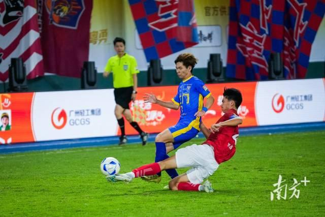 广州队粤超揭幕战2-0力克江门队